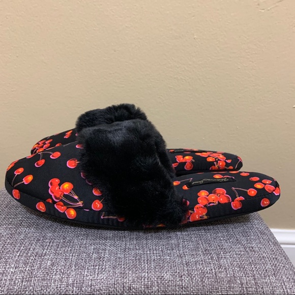 Victoria's Secret Black & Red Cherry Satin Slippers Size 9/10 Large - Picture 7 of 12